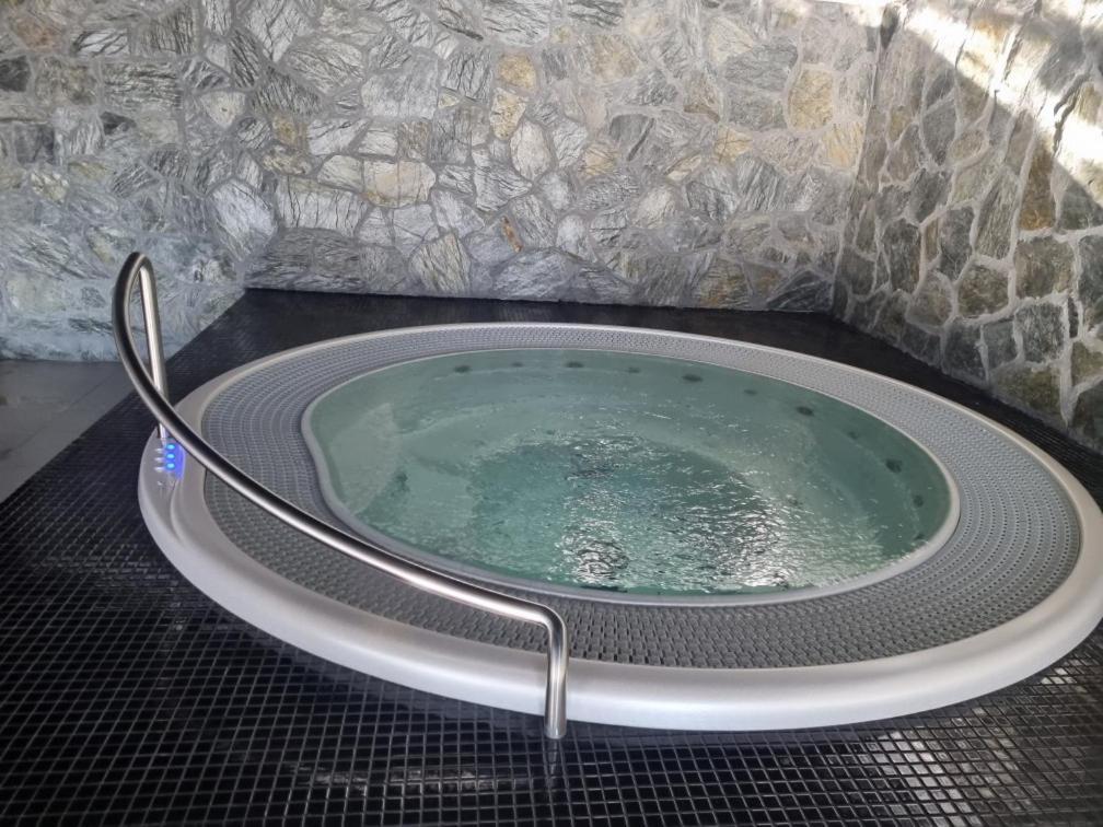 Apartament A2 Domitu Z Basenem, Sauna, Jacuzzi - 5D Apartments شكلارسكا بوريبا المظهر الخارجي الصورة