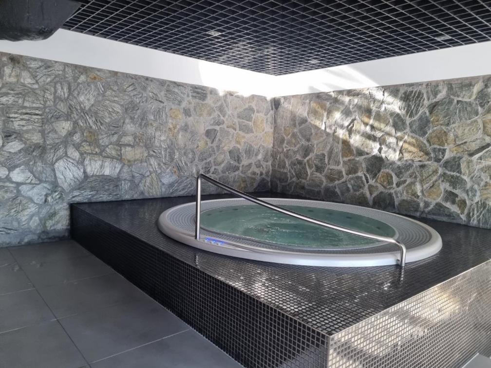 Apartament A2 Domitu Z Basenem, Sauna, Jacuzzi - 5D Apartments شكلارسكا بوريبا المظهر الخارجي الصورة